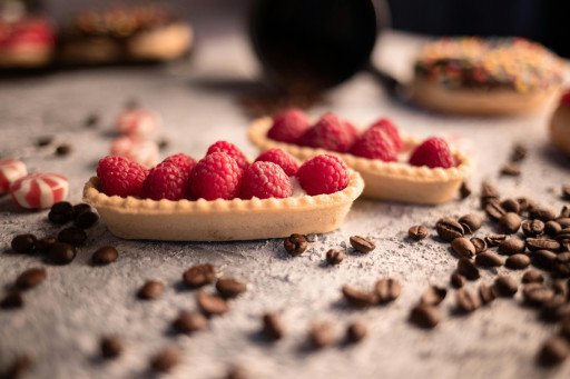 The Ultimate Raspberry Cake Recipe for Dessert Connoisseurs